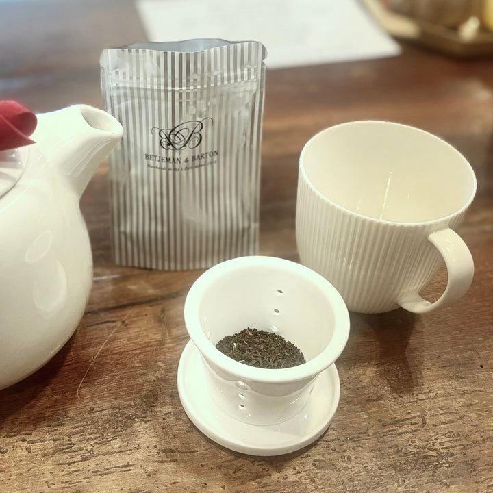 Infuseur en porcelaine blanche – Thés à grandes feuilles